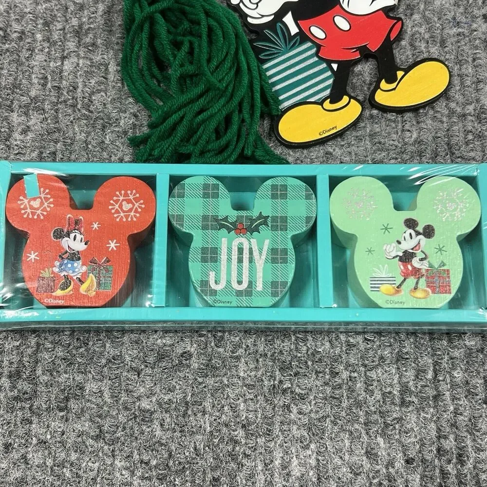 RUZ beaded disney